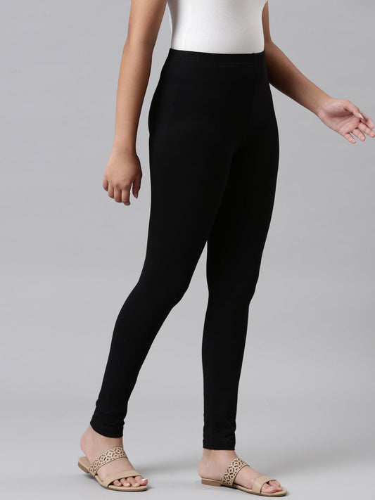 Essential Black Leggings